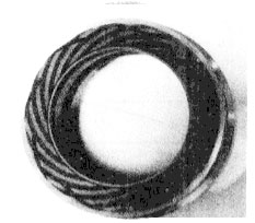 交叉動壓槽非接觸式液膜機(jī)械密封（圖1所示結(jié)構(gòu)圖）